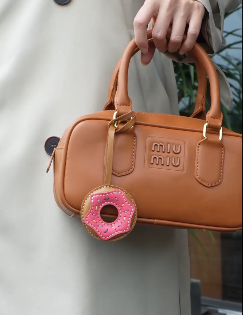 How to Make Personalized Leather Art Bag Charms?